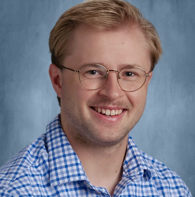 Damon Olson Shoulder Crop